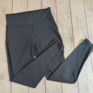 Fabletics mesh sides high rise legging sz L